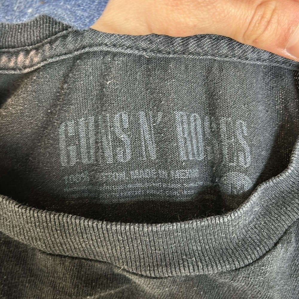 Vintage Guns and Roses Tshirt black - Picture 3 of 3